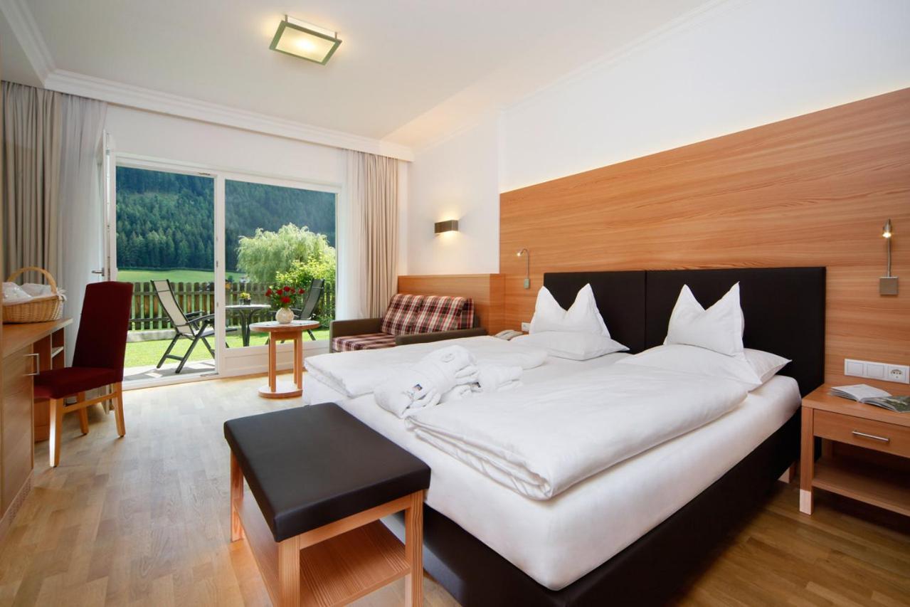 אורטיסיי Hotel Grones מראה חיצוני תמונה