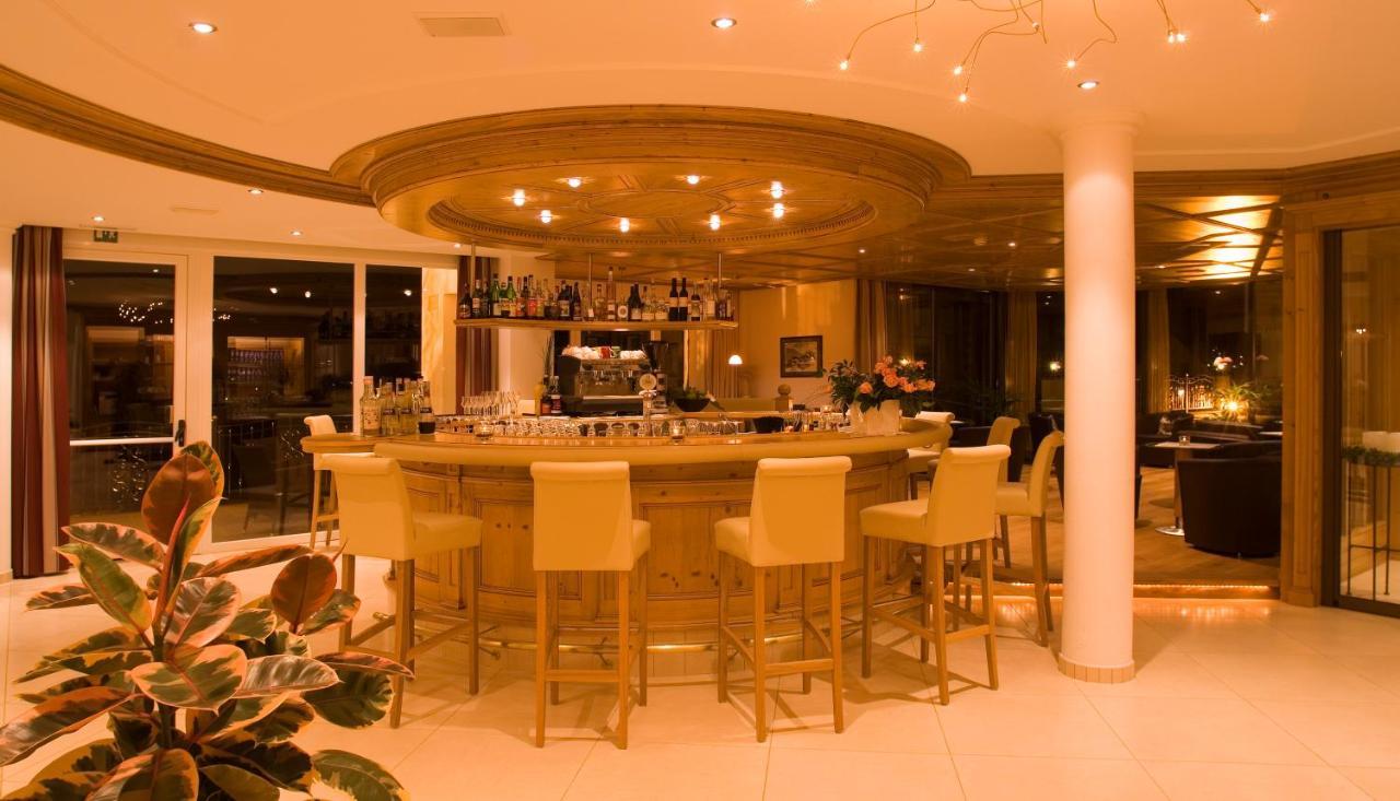 אורטיסיי Hotel Grones מראה חיצוני תמונה