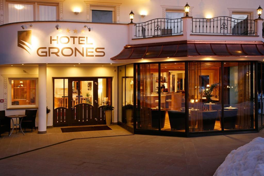 אורטיסיי Hotel Grones מראה חיצוני תמונה