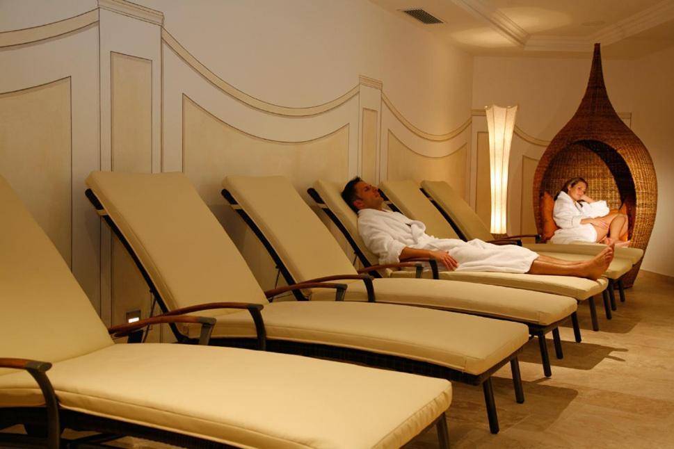 אורטיסיי Hotel Grones מראה חיצוני תמונה