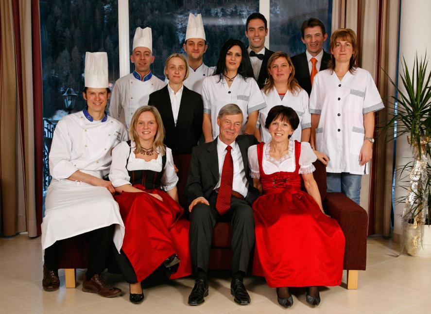 אורטיסיי Hotel Grones מראה חיצוני תמונה