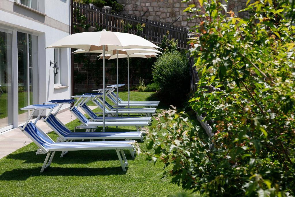 אורטיסיי Hotel Grones מראה חיצוני תמונה
